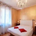 Lägenhet Luxury Centre Verona