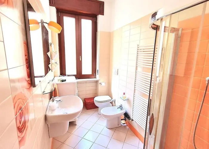 Luxury Centre アパート